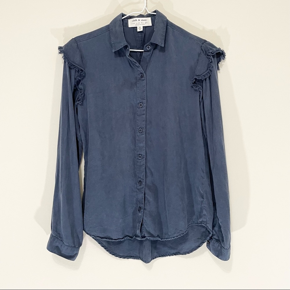 Anthropologie Cloth and Stone Blue Chambray Ruffle Shoulder Button Up Size XS